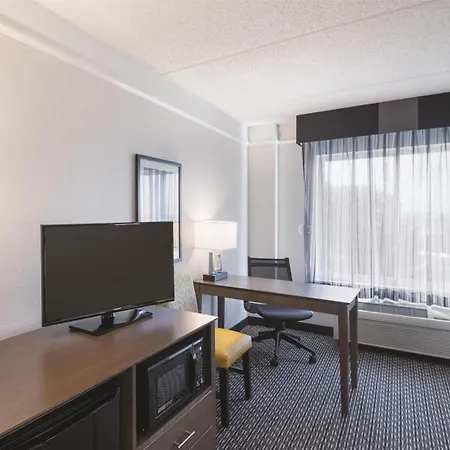 Hotel La Quinta By Wyndham Austin Airport Esterno foto