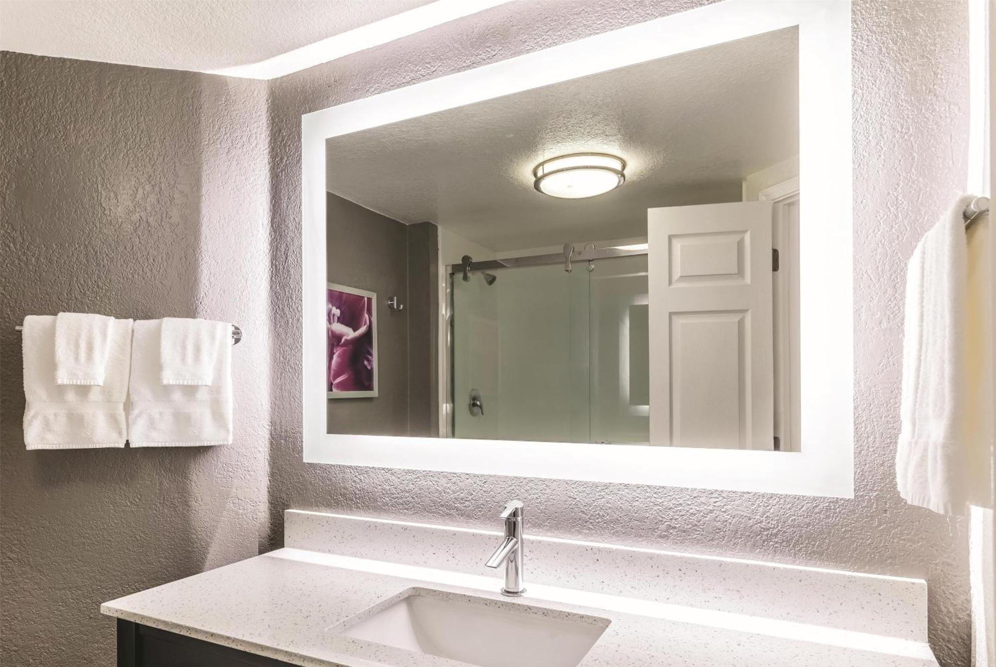 La Quinta By Wyndham Airport 3*