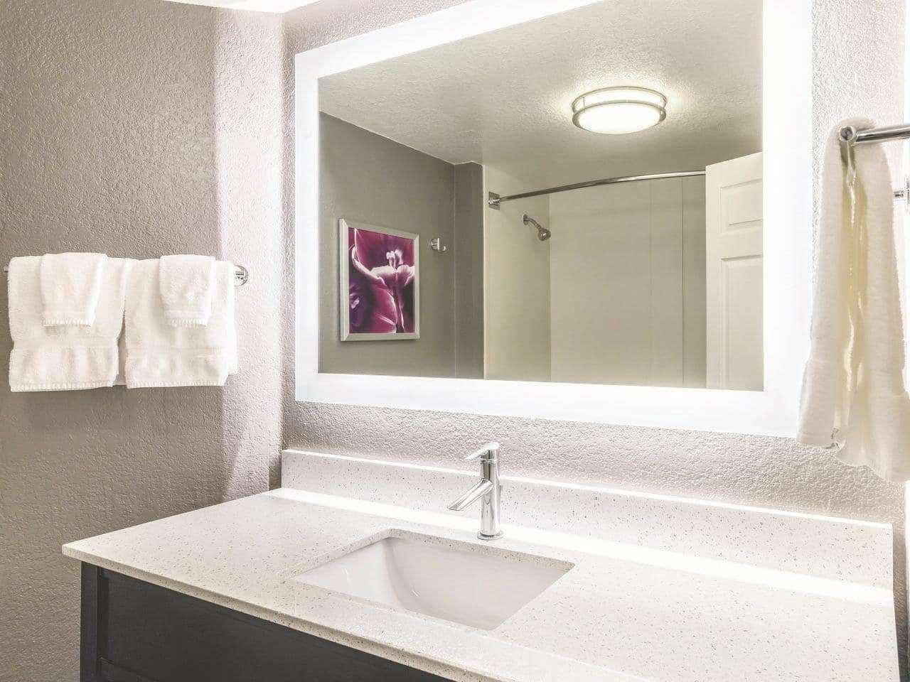 La Quinta By Wyndham Airport Hotel Austin