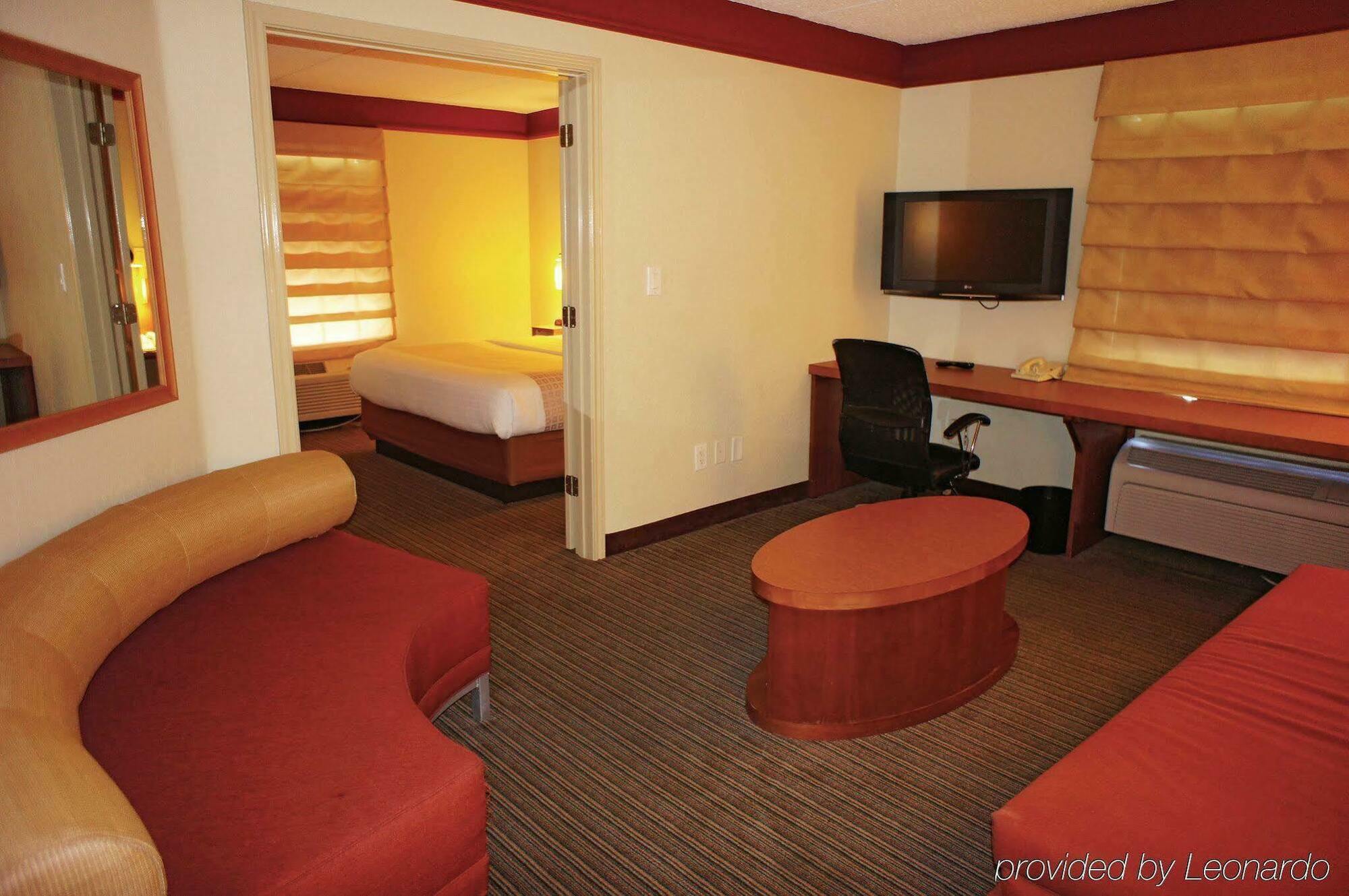 La Quinta By Wyndham Airport Hotel Austin