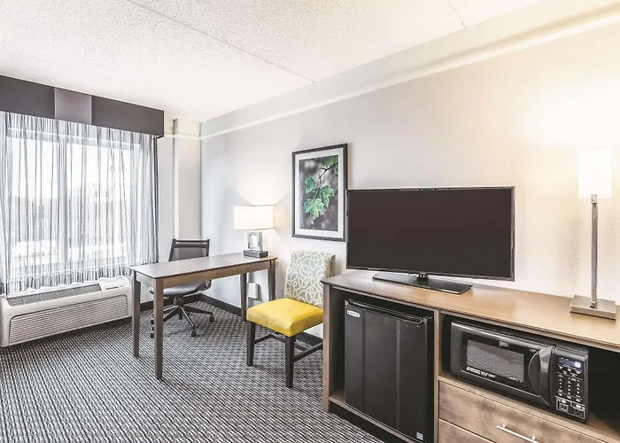 La Quinta By Wyndham Austin Airport