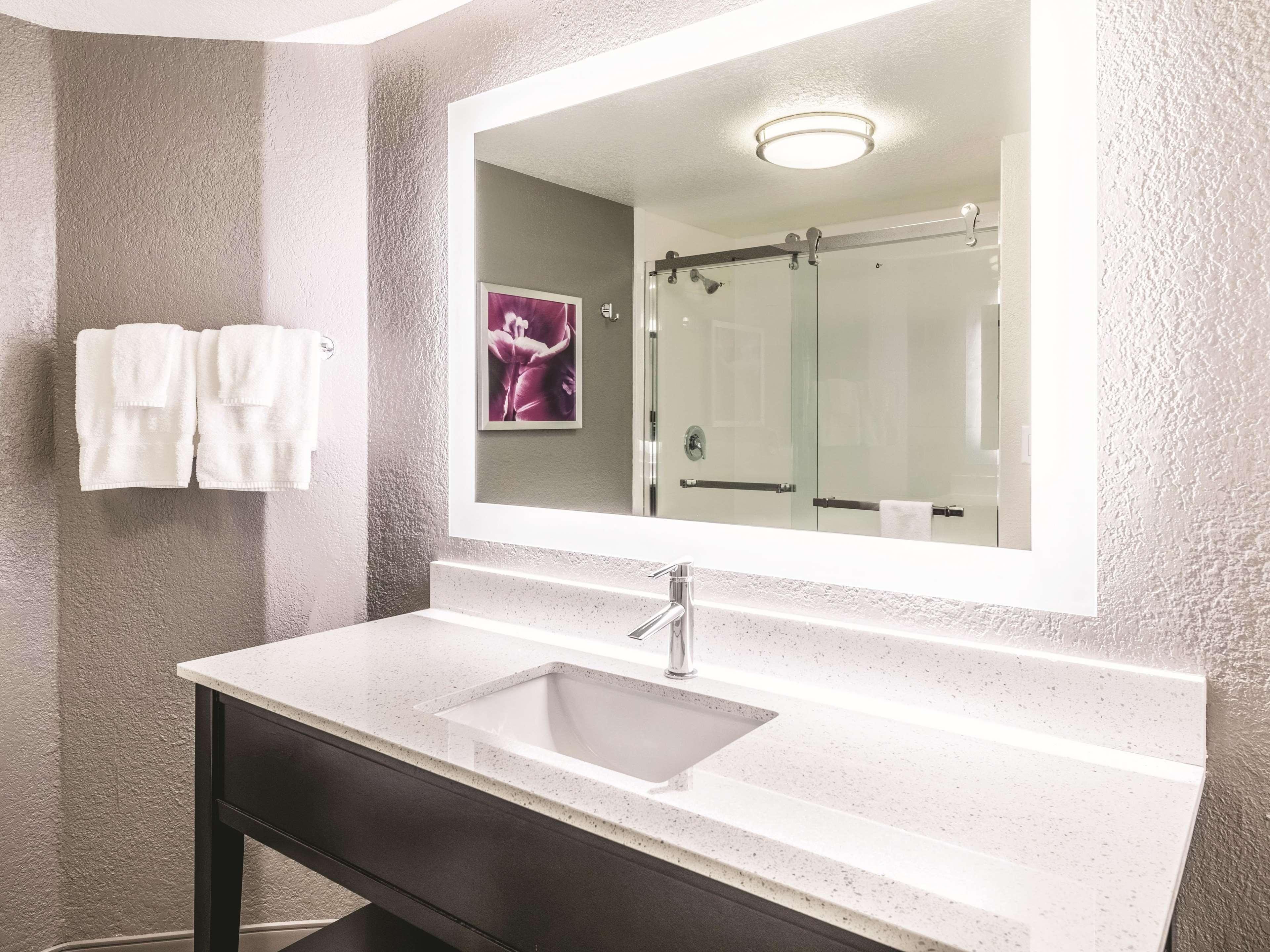La Quinta By Wyndham Airport Hotel Austin