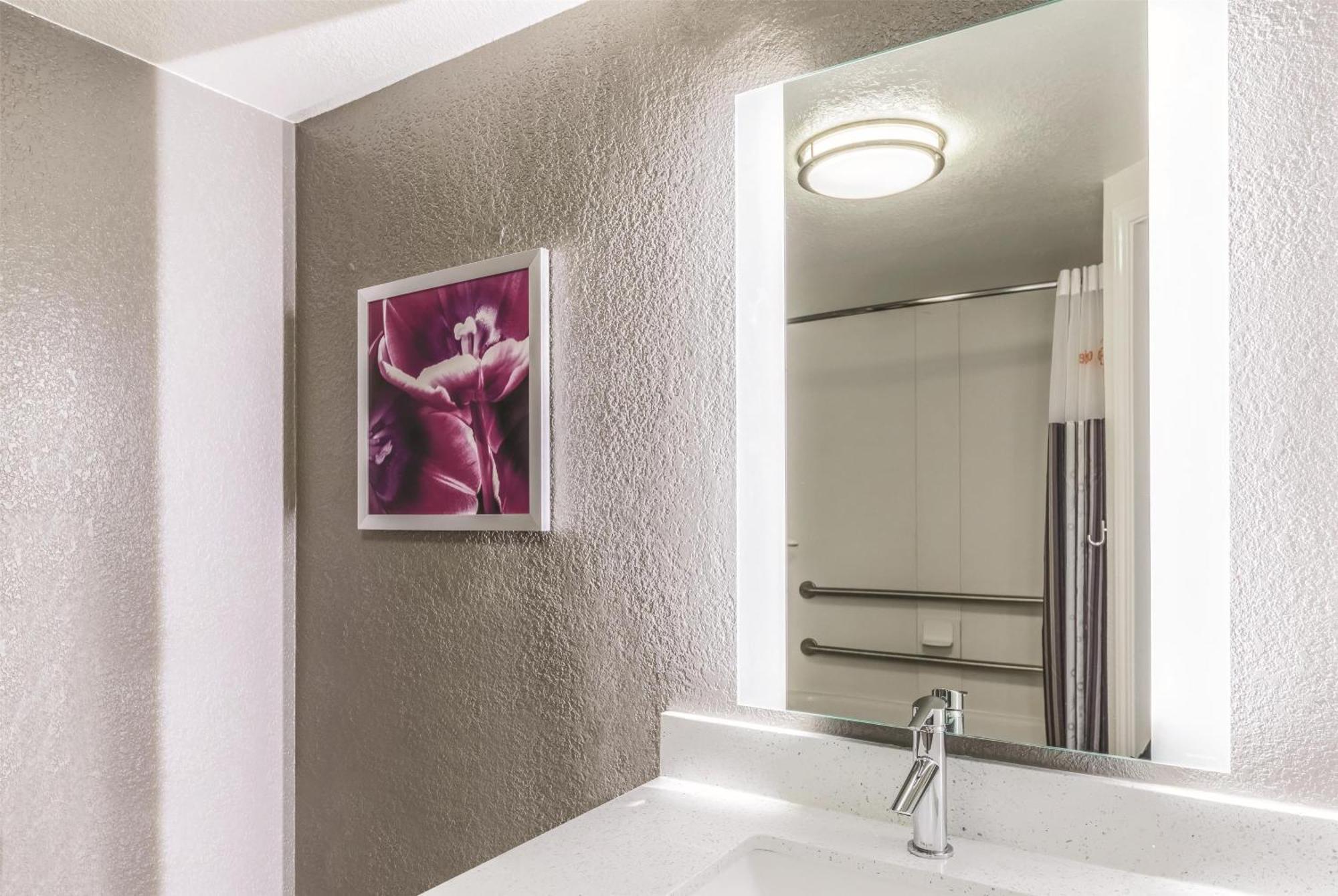Hotel La Quinta By Wyndham Airport Austin